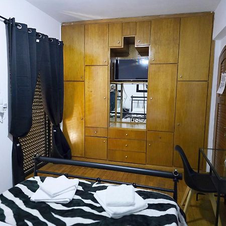 Nicko'S Room พีเรียส ภายนอก รูปภาพ