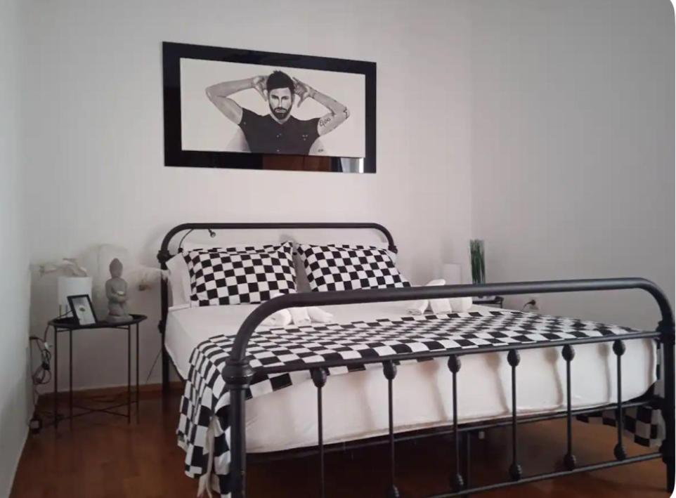 Nicko'S Room พีเรียส ภายนอก รูปภาพ