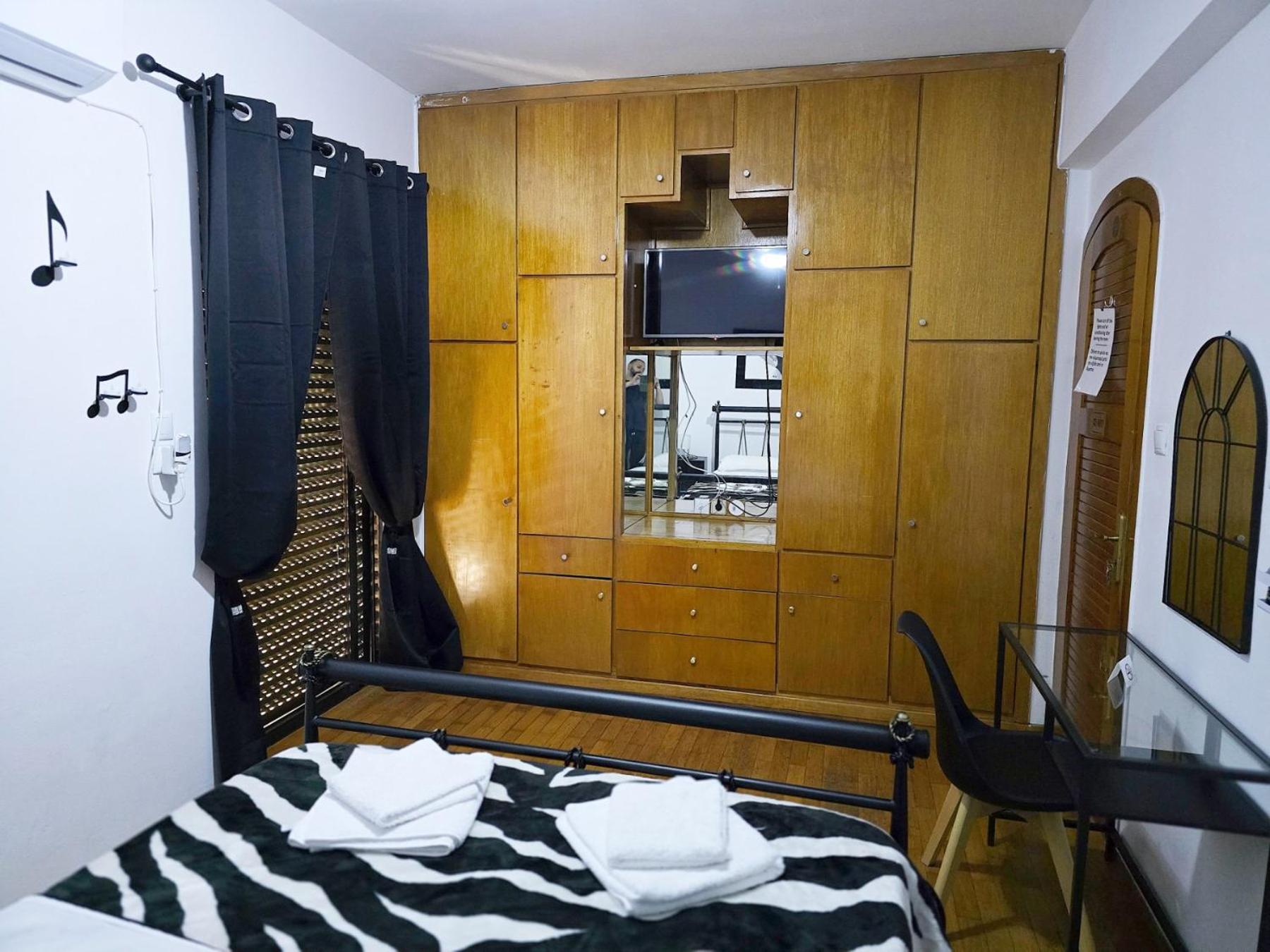 Nicko'S Room พีเรียส ภายนอก รูปภาพ